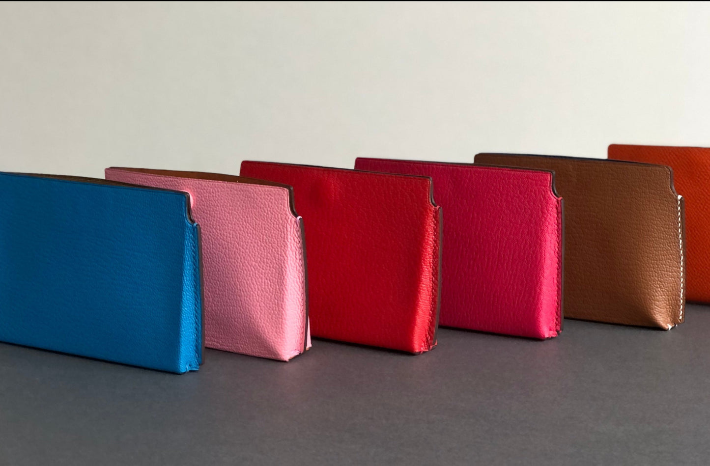 Card pouch (red)