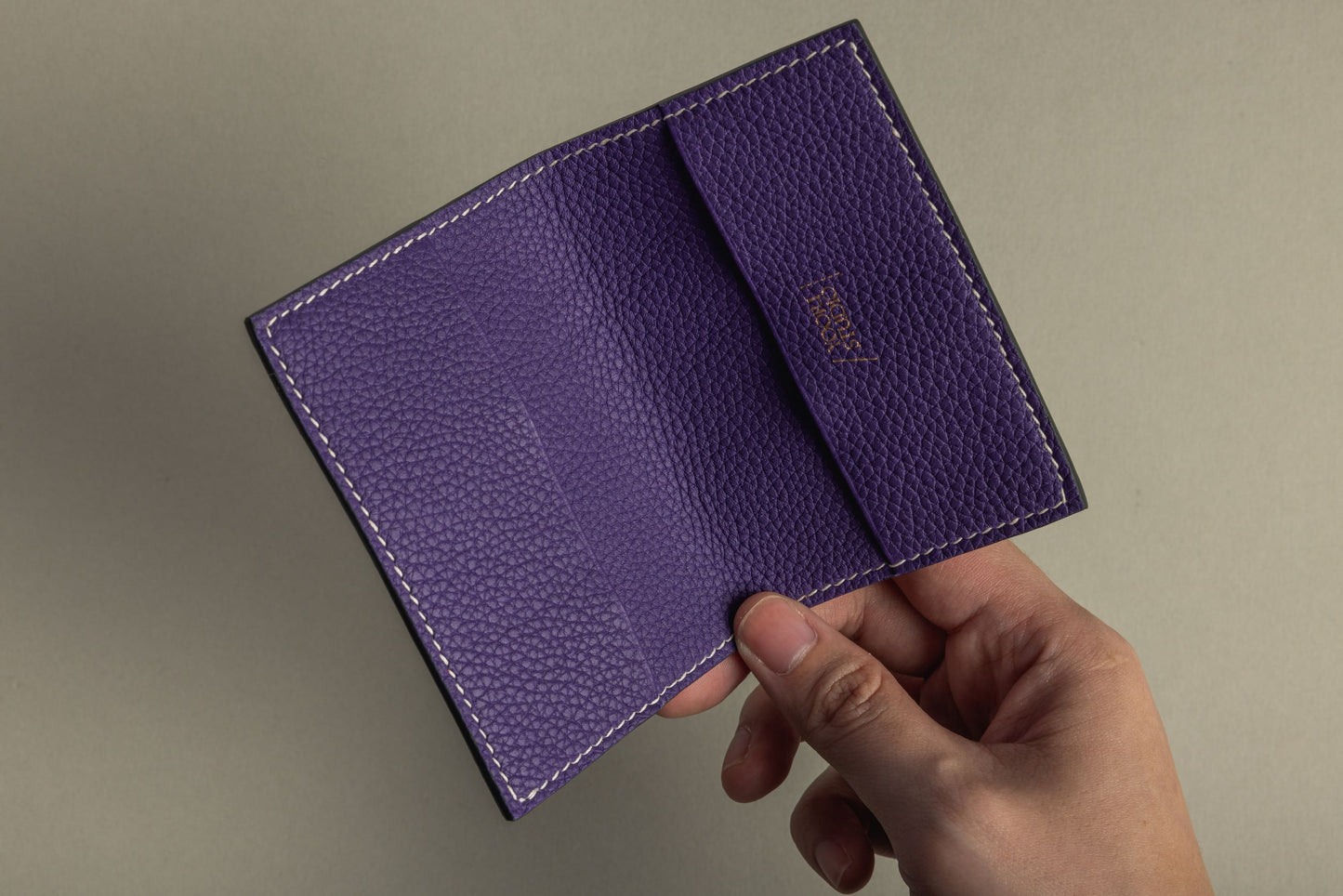 Flap Cardholder (hazelnut)