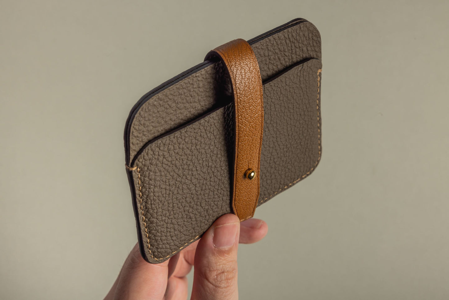 Twin Cardholder (almond)