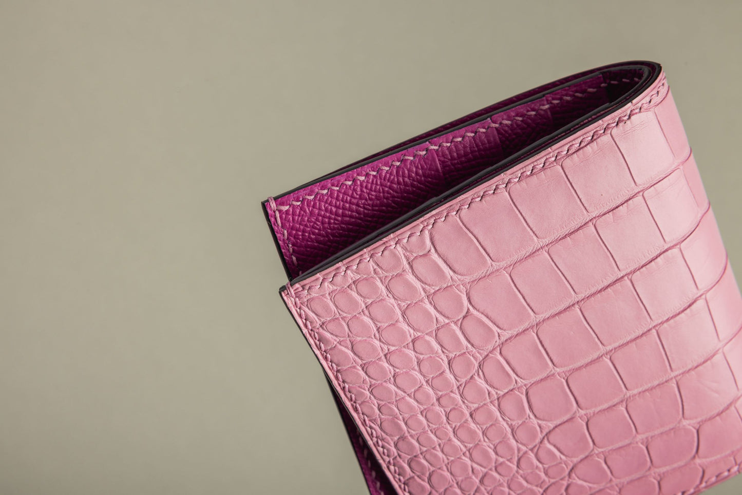 Crocodile flap wallet (baby pink)