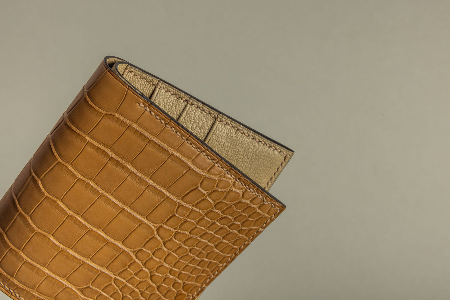 Crocodile flap wallet (peanut)